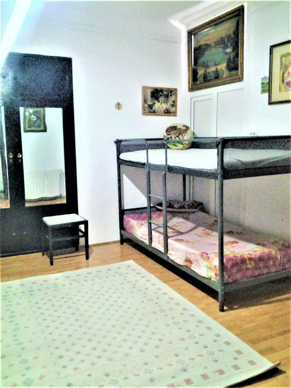 Leyla Hostel Μπρασόβ Εξωτερικό φωτογραφία